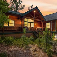 Sierra Haus Cottage & Glamping Tent