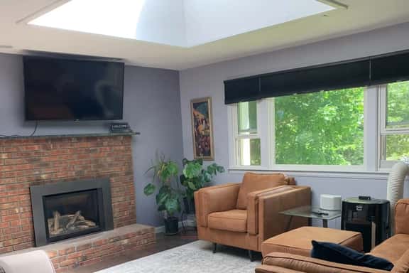 Sylvan Meadow | King Suite Escape in Williston - Image 1
