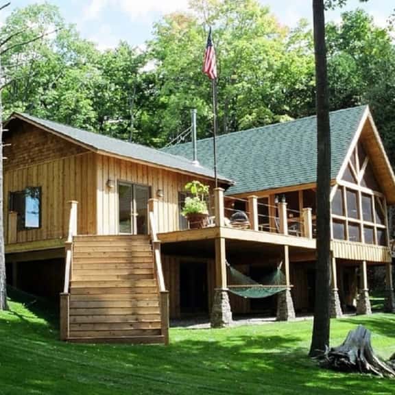 The Lakehouse of Braeloch - Image 1