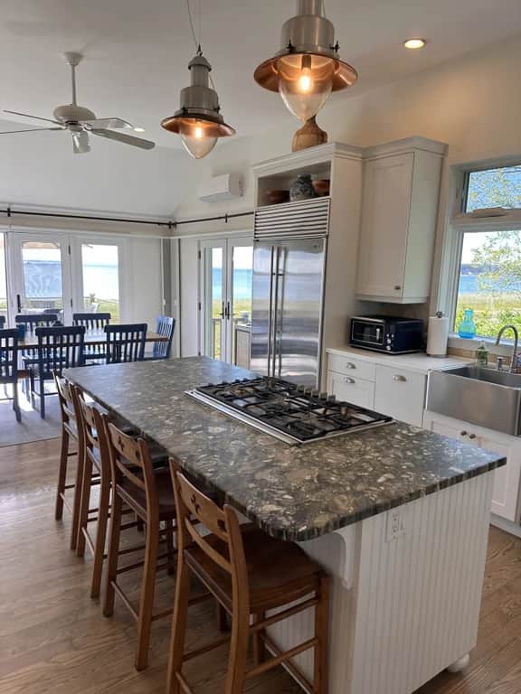 The Chequessett Beach House - Image 4